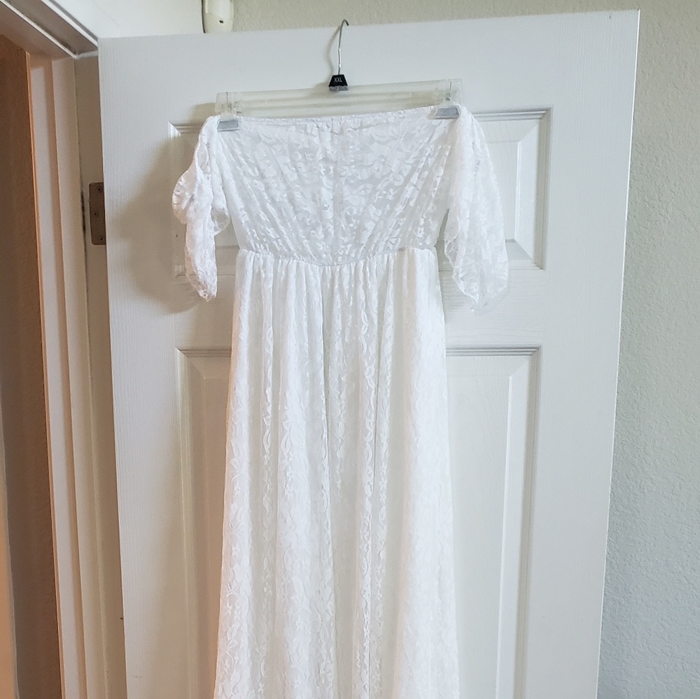 Maternity lace dress